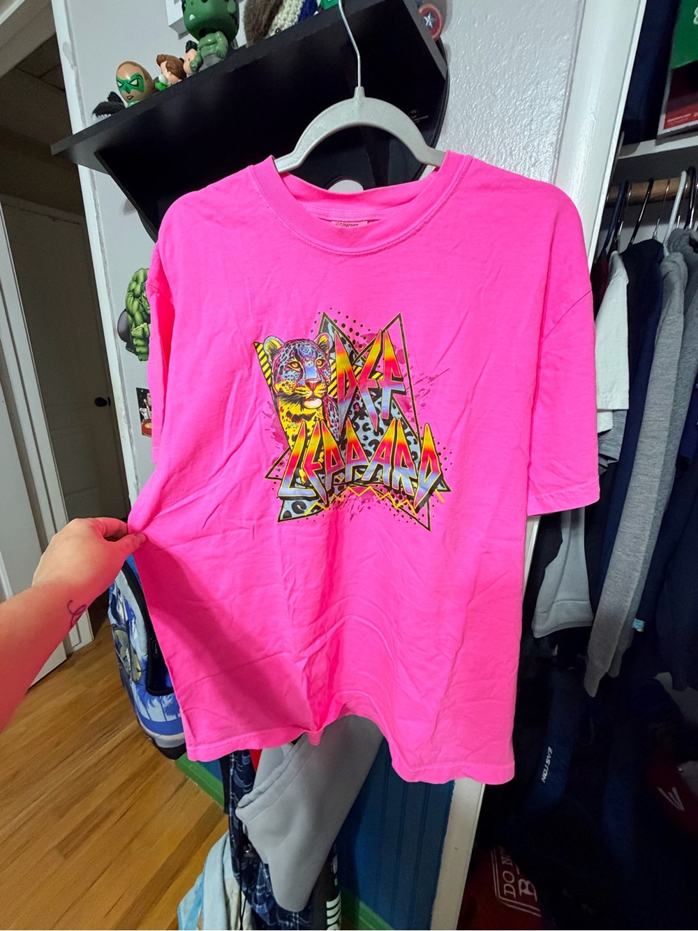 Def Leppard Hot Pink T Shirt